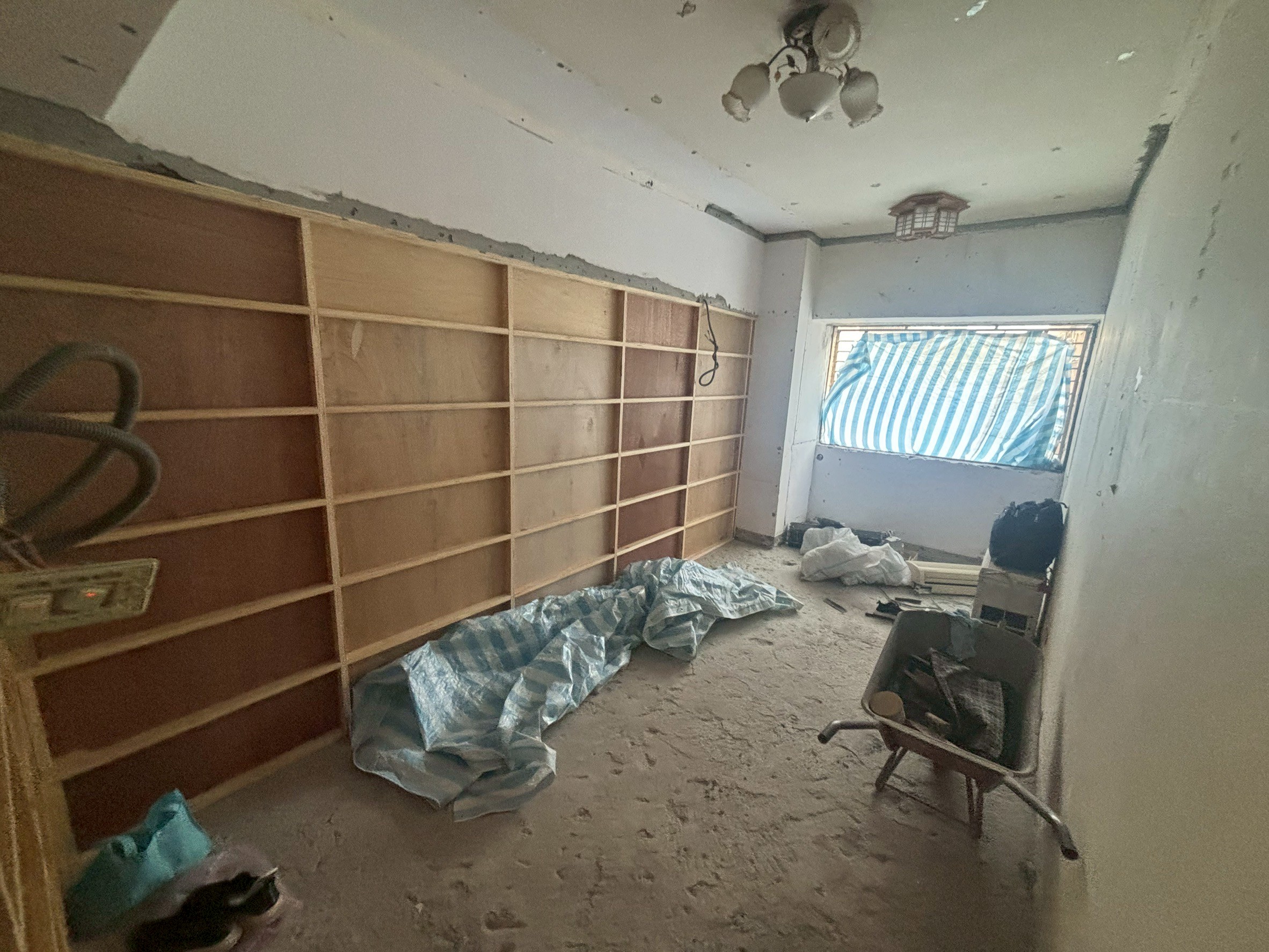 新莊幸福路重作格局立牆木作 施工紀錄