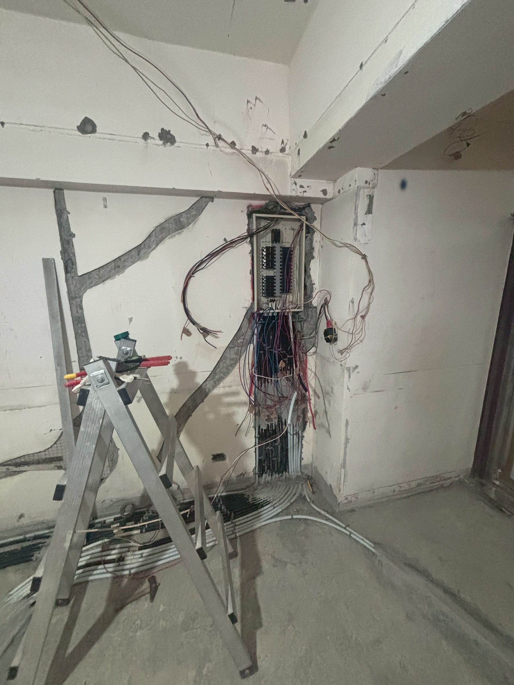 新莊幸福路水電配管01 施工紀錄