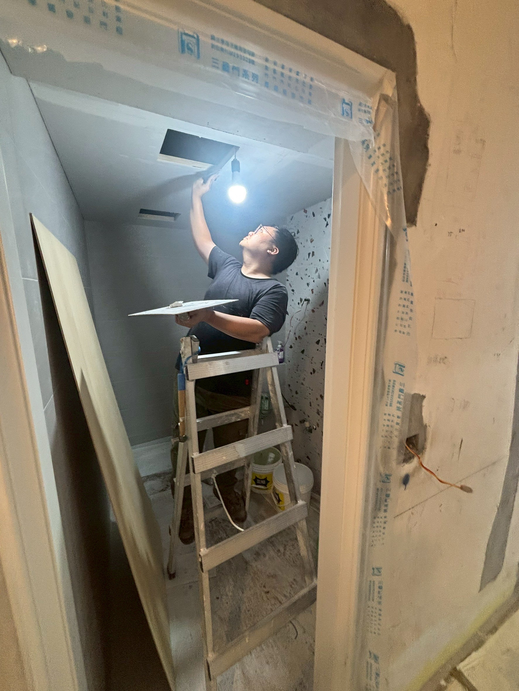 新莊幸福路水電挖燈孔 施工紀錄