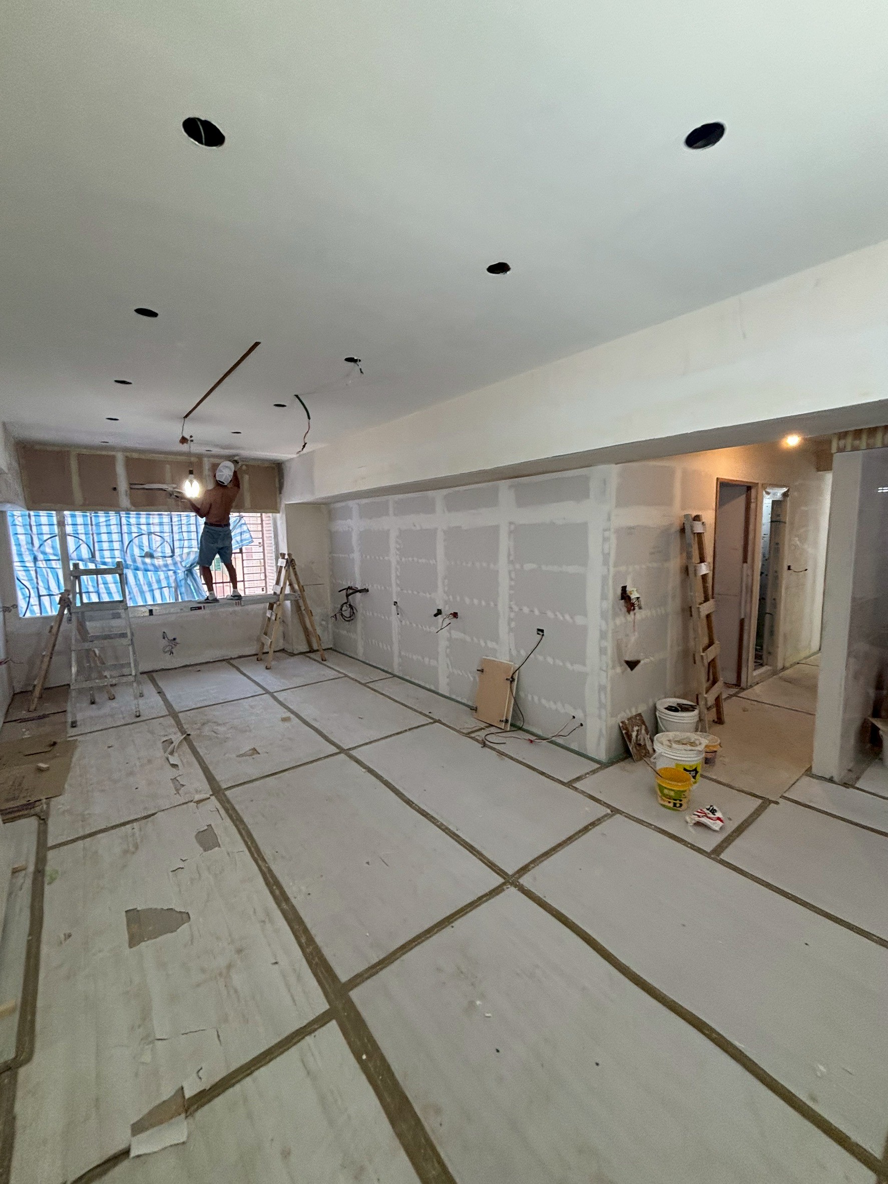 新莊幸福路油漆進場03 施工紀錄