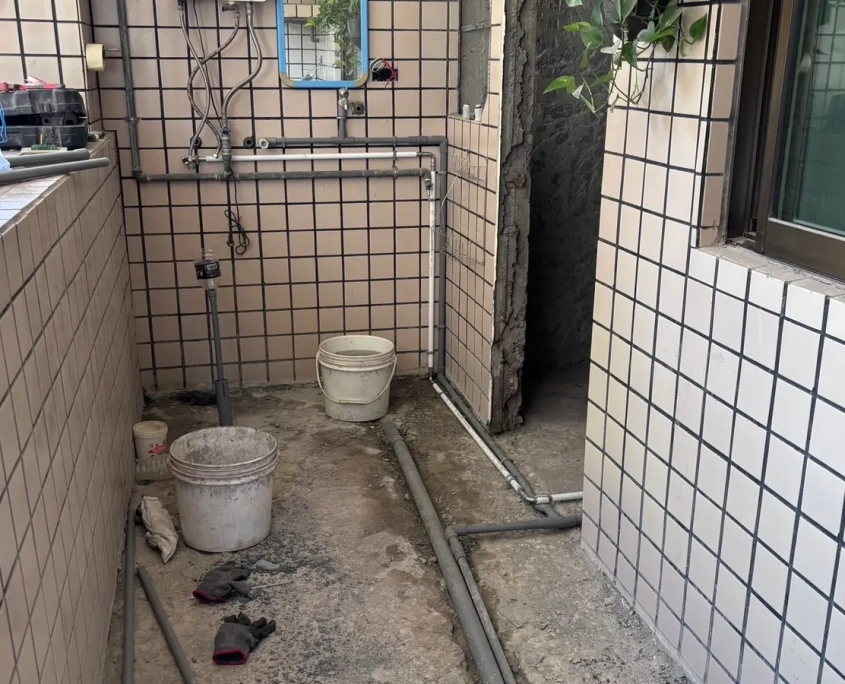 中和自強住宅翻新｜陽台區管線施工