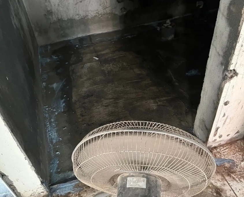 中和自強住宅翻新｜門口與牆角防水面