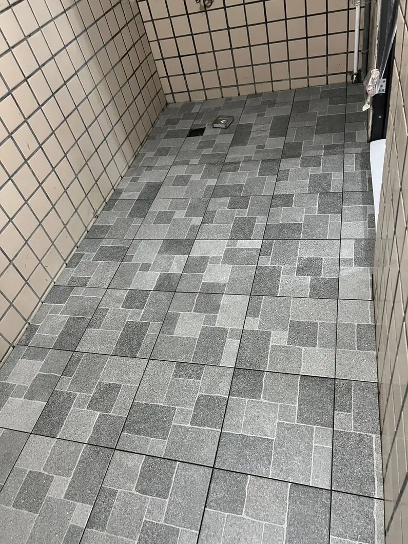 中和自強住宅翻新｜灰階拼貼地坪