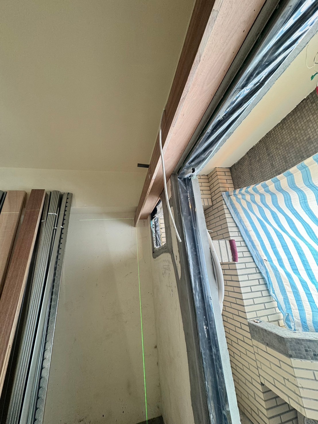 內湖康寧路案例｜輕隔間與天花板施工紀錄
