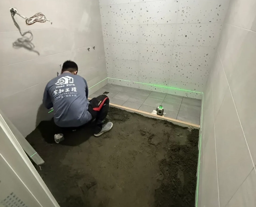 文山辛亥老屋翻新 01/03 工程專員巡場紀錄:地坪:依雷射線整平