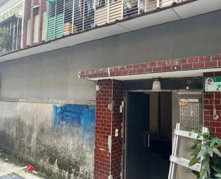 中山合江老屋翻新 01/31 工程專員巡場紀錄:輕隔間與臨時牆