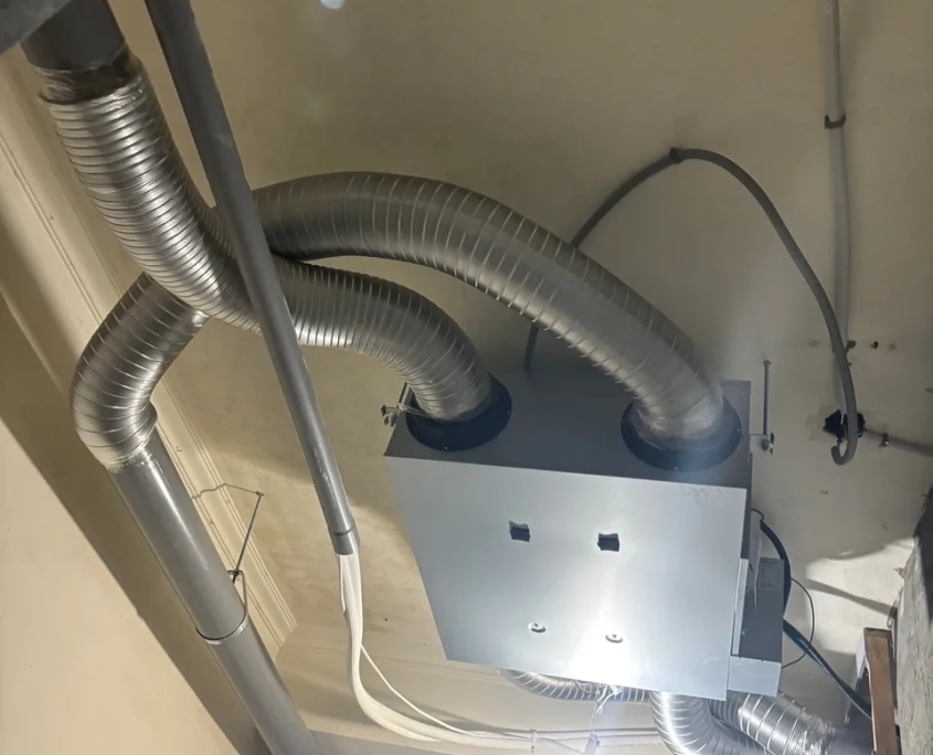 中山合江老屋翻新 05/25 工程專員巡場紀錄:冷氣完成、廁所防水