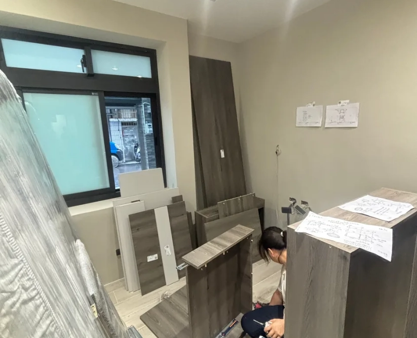 中山合江老屋翻新 08/12 工程專員巡場紀錄:系統櫃進場